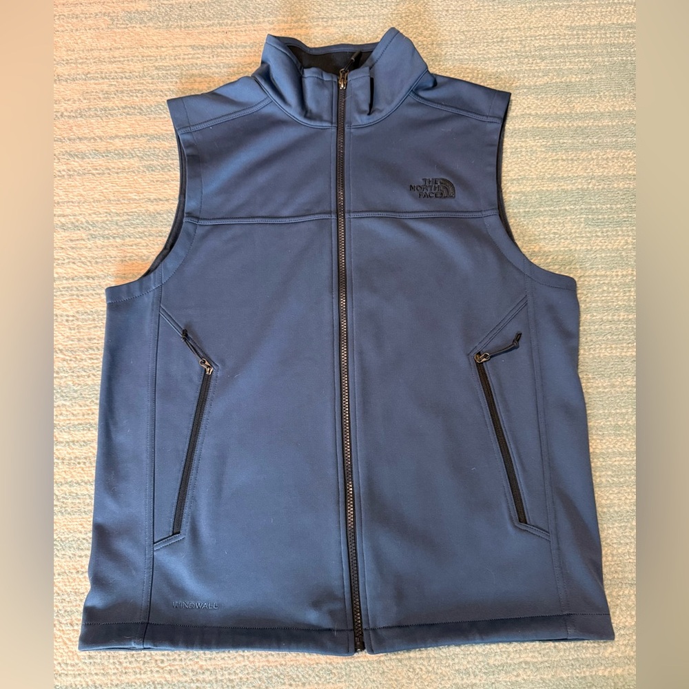 The North Face Men's Canyonwall Vest Size M